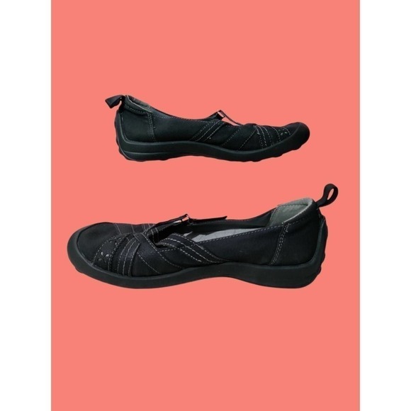 J-41  Adventure on slip on women's sz. 7.5 med - Picture 2 of 6